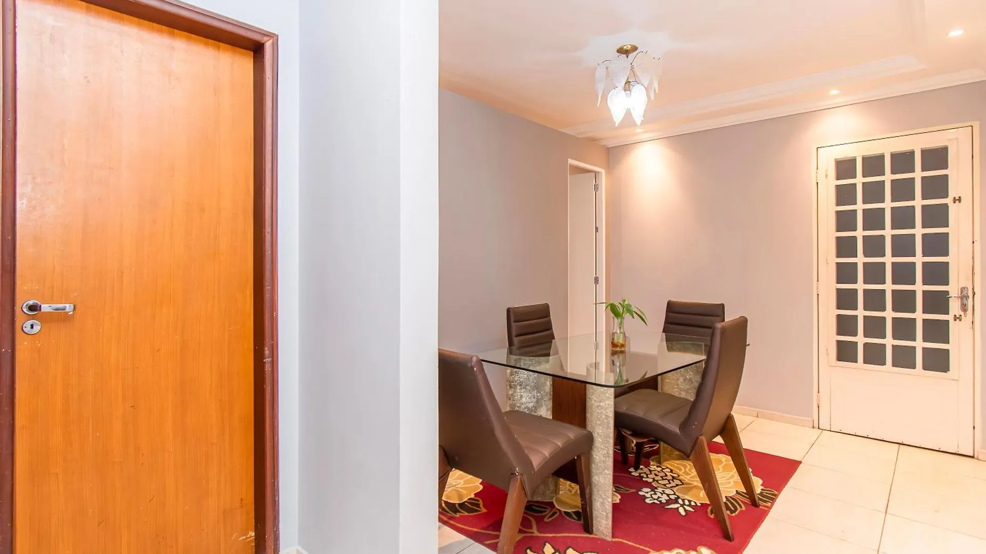 Quarto Em Casa Compartilhada 5 Min Da Esplanada Brasília Brazílie